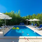 Hrelja By Interhome